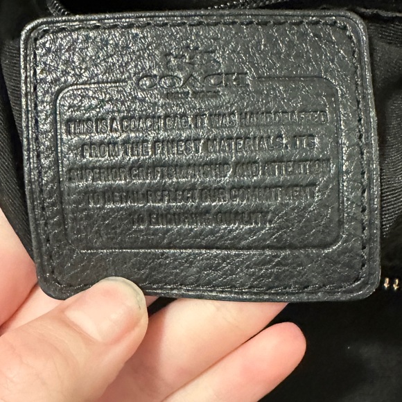 Vintage Coach Black Leather Shoulder Bag - Picture 6 of 6